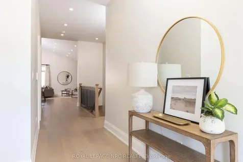16 Swan Avenue Pelham ON L3B 5N5
