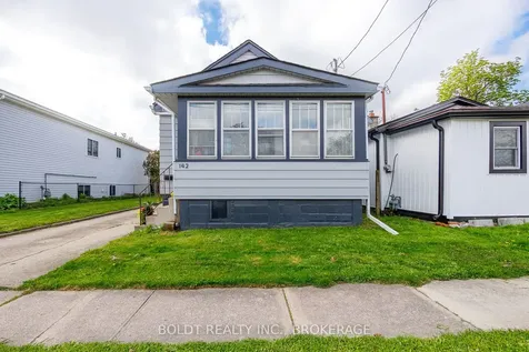 142 Clara Street Thorold ON L2V 1K3