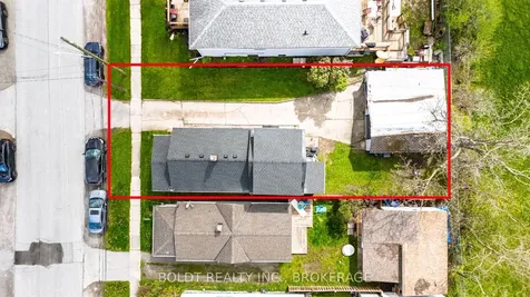 142 Clara Street Thorold ON L2V 1K3