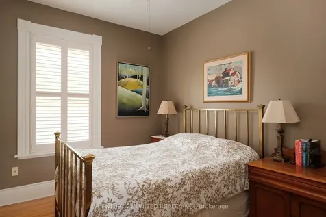 558 Harvey Street Peterborough ON K9H 3K9