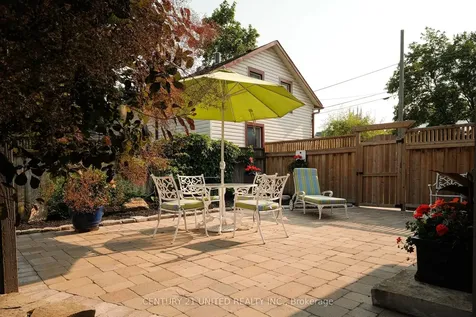 558 Harvey Street Peterborough ON K9H 3K9