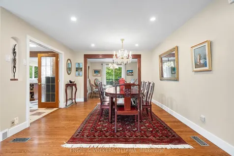 21 Tiffany Crescent Kanata ON K2K 1W3