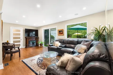 21 Tiffany Crescent Kanata ON K2K 1W3