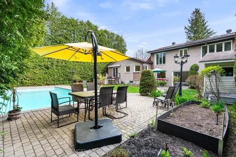 21 Tiffany Crescent Kanata ON K2K 1W3