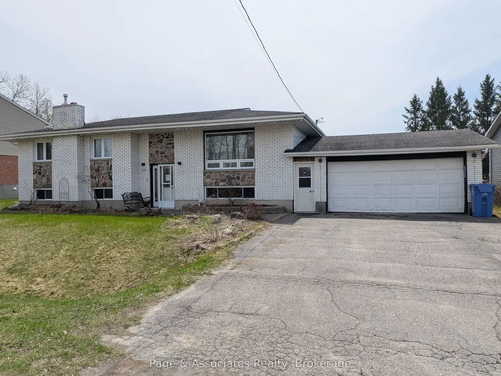 220 Railway Street West Nipissing ON P2B 3B2