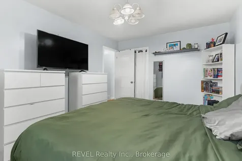 733 Clare Avenue Welland ON L3C 3B9