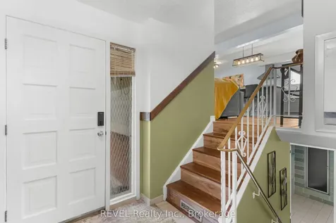 733 Clare Avenue Welland ON L3C 3B9