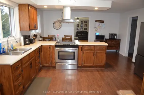 412 Sweezy Street W Powassan ON P0H 2L0