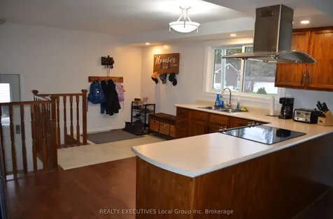 412 Sweezy Street W Powassan ON P0H 2L0
