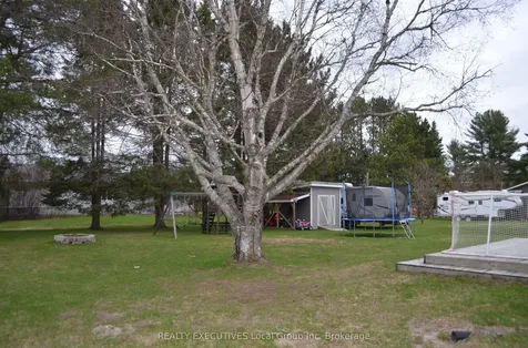 412 Sweezy Street W Powassan ON P0H 2L0