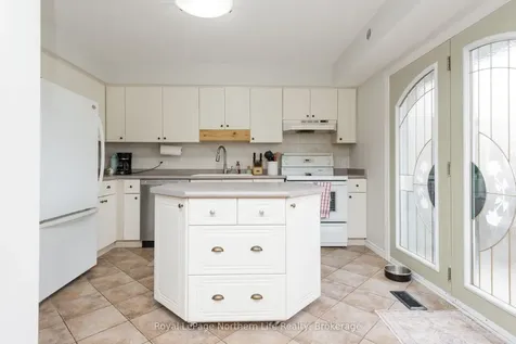 622 Tackaberry Drive North Bay ON P1B 9L1