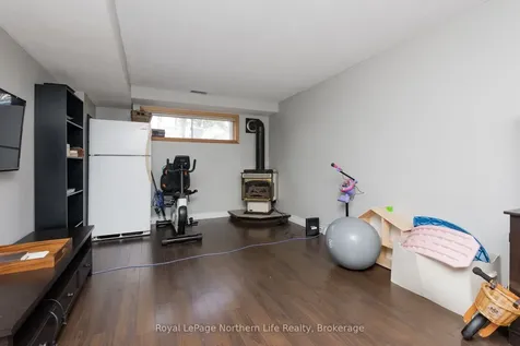622 Tackaberry Drive North Bay ON P1B 9L1