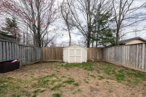 622 Tackaberry Drive North Bay ON P1B 9L1