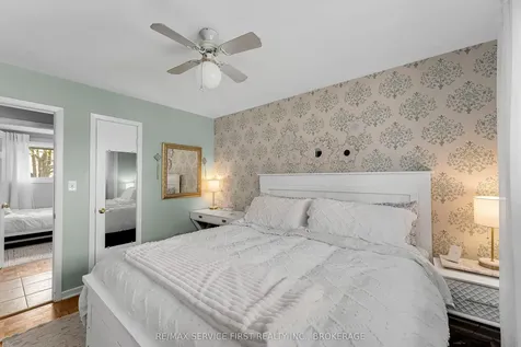 290 Glen Castle Road Kingston ON K7M 4N8