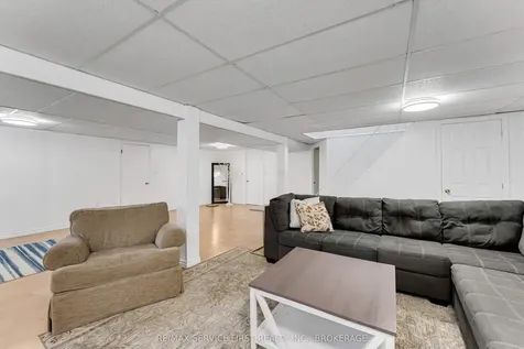 290 Glen Castle Road Kingston ON K7M 4N8