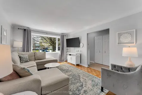 290 Glen Castle Road Kingston ON K7M 4N8