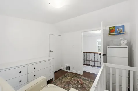 44 Whitfield Avenue Hamilton ON L8L 4B6