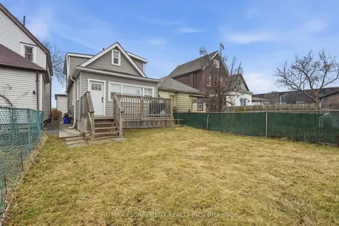 44 Whitfield Avenue Hamilton ON L8L 4B6