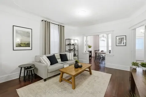 44 Whitfield Avenue Hamilton ON L8L 4B6