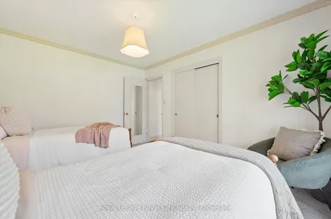 29 Lynwood Place Guelph ON N1G 2V9