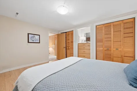 29 Lynwood Place Guelph ON N1G 2V9