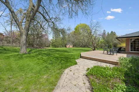 29 Lynwood Place Guelph ON N1G 2V9