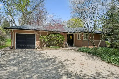 29 Lynwood Place Guelph ON N1G 2V9