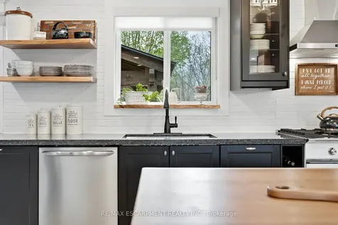 577 Harvest Road Hamilton ON L9H 5K8