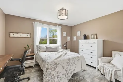 577 Harvest Road Hamilton ON L9H 5K8