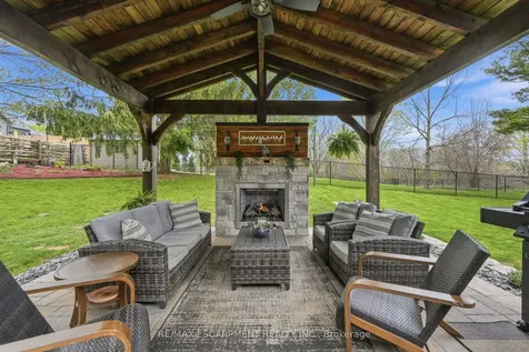 577 Harvest Road Hamilton ON L9H 5K8