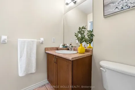 87 Ralgreen Crescent Kitchener ON N2M 1V1