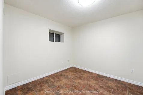 87 Ralgreen Crescent Kitchener ON N2M 1V1