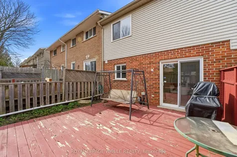 87 Ralgreen Crescent Kitchener ON N2M 1V1