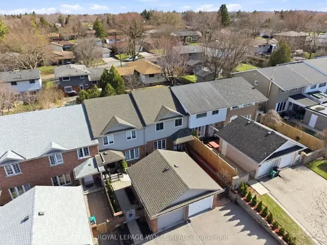 87 Ralgreen Crescent Kitchener ON N2M 1V1