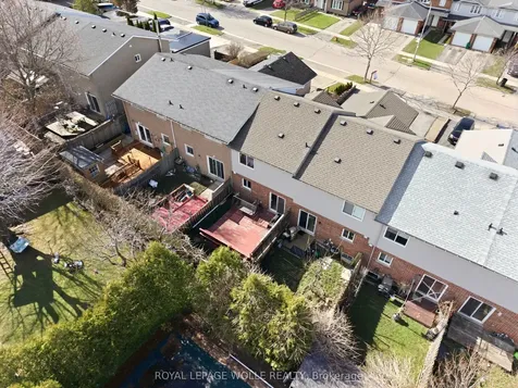87 Ralgreen Crescent Kitchener ON N2M 1V1
