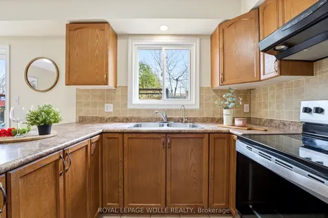 87 Ralgreen Crescent Kitchener ON N2M 1V1