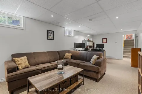 181 7th Avenue E Owen Sound ON N4K 2W8