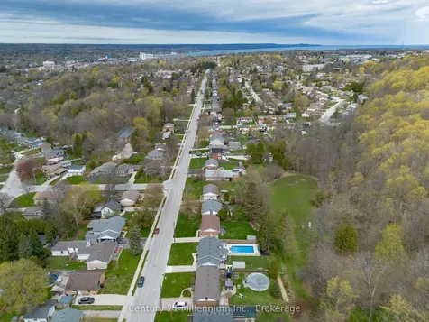 181 7th Avenue E Owen Sound ON N4K 2W8