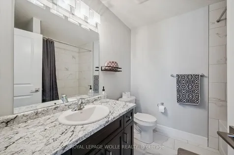 1023 Devonshire Avenue Woodstock ON N4S 5S1