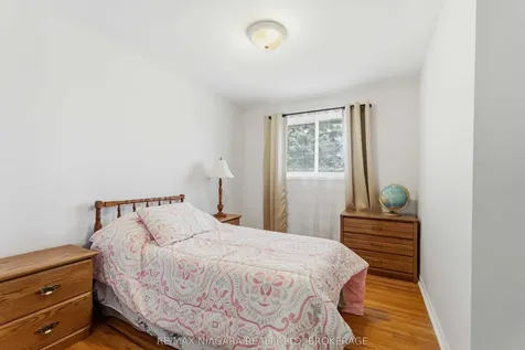 4 Rossie Place St. Catharines ON L2P 2G6