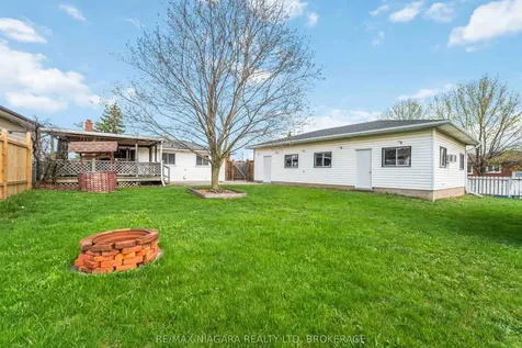 4 Rossie Place St. Catharines ON L2P 2G6