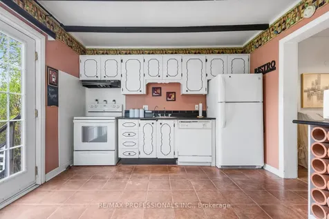 51 Clyde Street Hamilton ON L8L 5R5