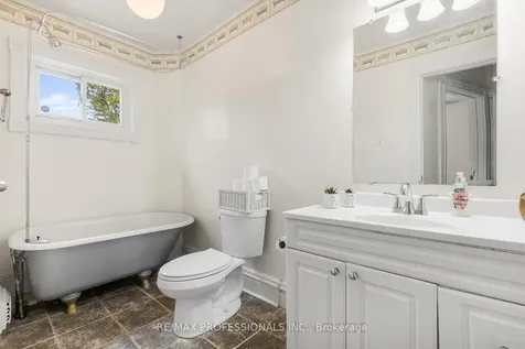 51 Clyde Street Hamilton ON L8L 5R5