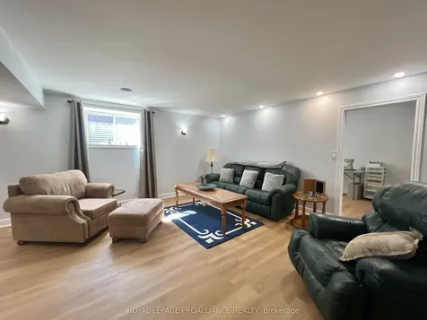 38 Mercedes Drive Belleville ON K8N 0B7