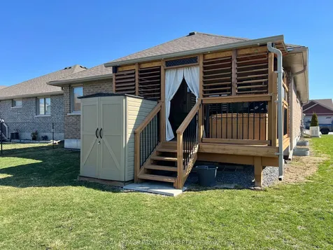 38 Mercedes Drive Belleville ON K8N 0B7