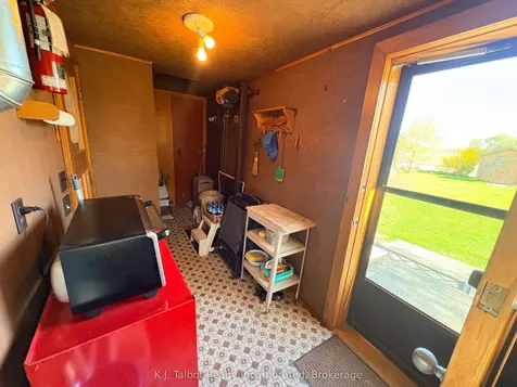 32 Albert Street Ashfield-colborne-wawanosh ON N0M 1R0