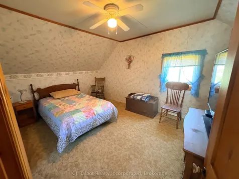 32 Albert Street Ashfield-colborne-wawanosh ON N0M 1R0