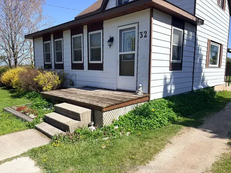 32 Albert Street Ashfield-colborne-wawanosh ON N0M 1R0