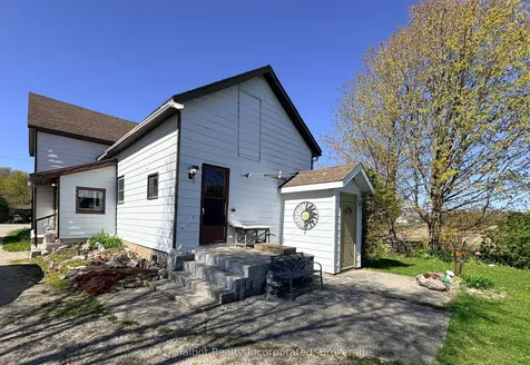 32 Albert Street Ashfield-colborne-wawanosh ON N0M 1R0