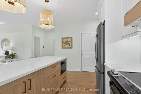 27 Harbour Way Central Elgin ON N5L 1C5
